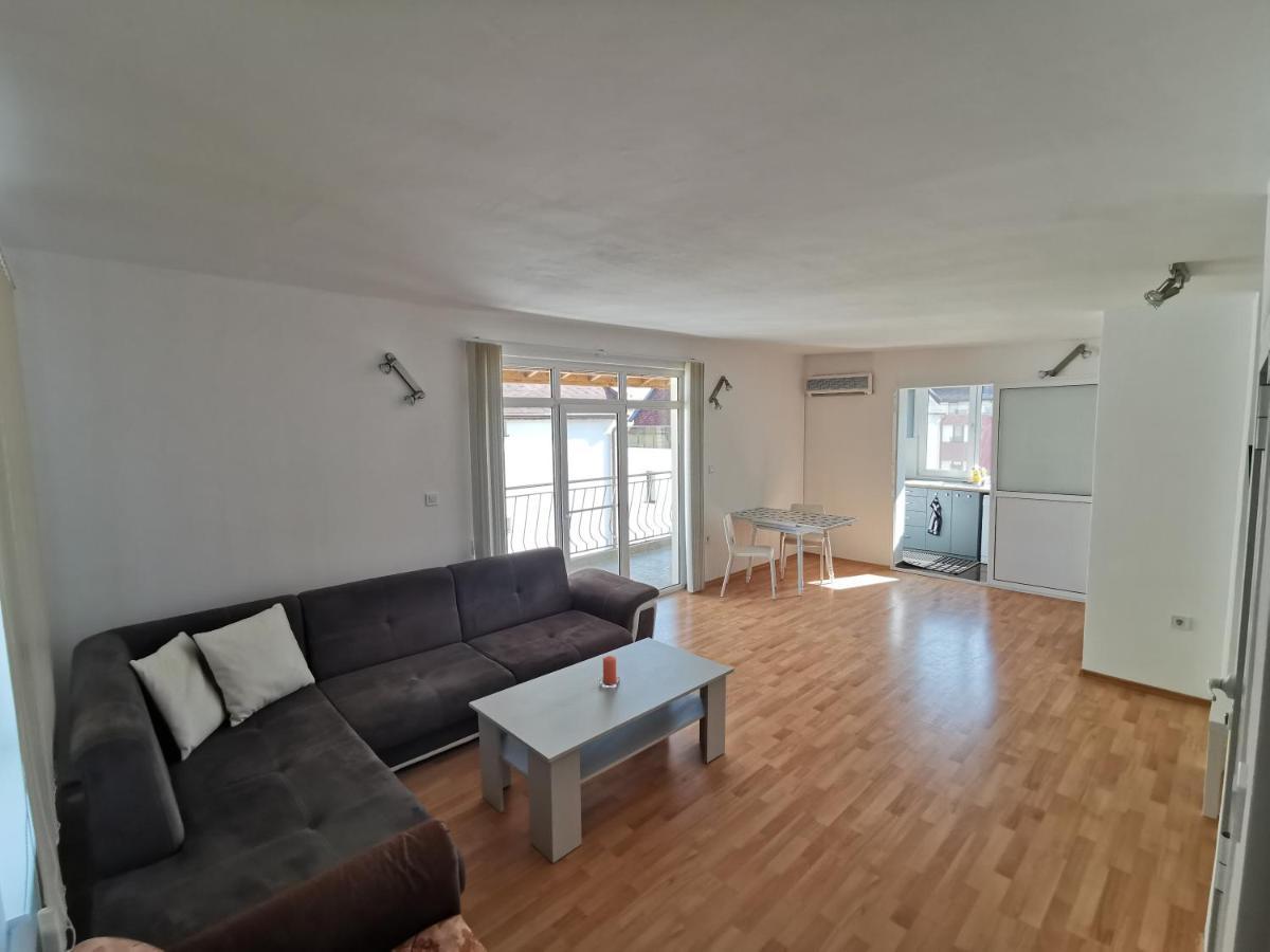 4Th Floor Apartamento Burgas Exterior foto